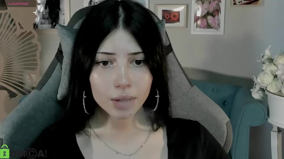 dianarayy Webcam Chat July 18, 2026