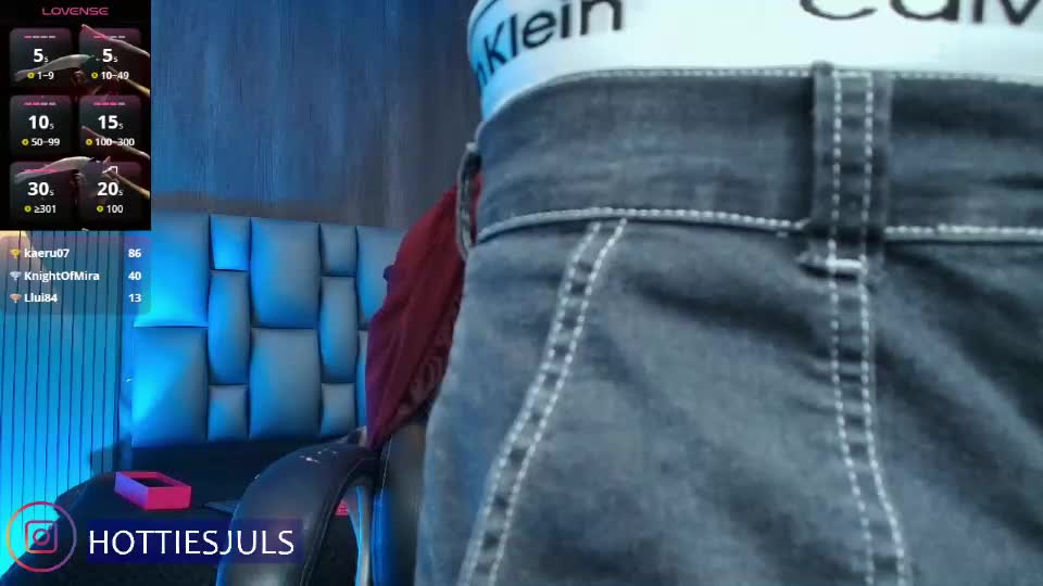 hottiesjuls Webcam Chat July 18, 2026
