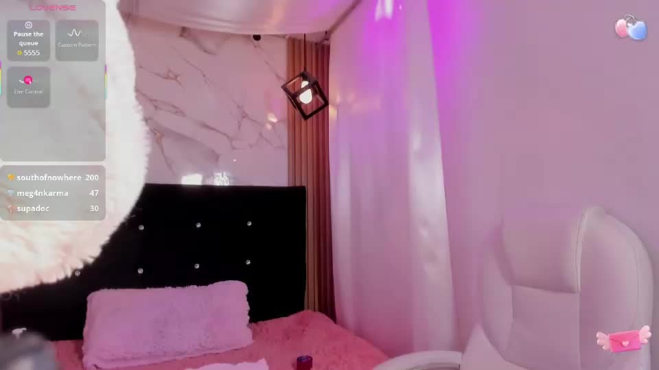 sara_sweet07 Webcam Chat July 18, 2026