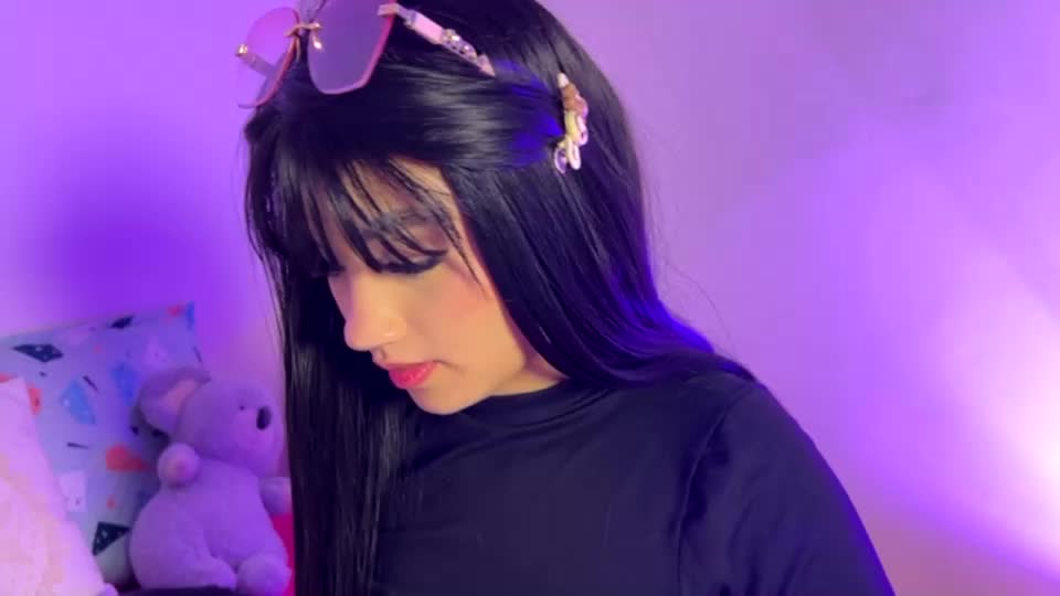 rossemoon16 Webcam Chat July 18, 2026