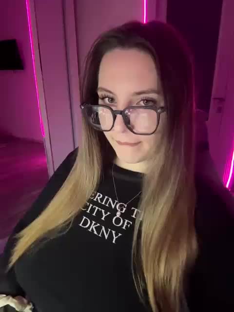Cris_Mi Webcam Chat July 18, 2026