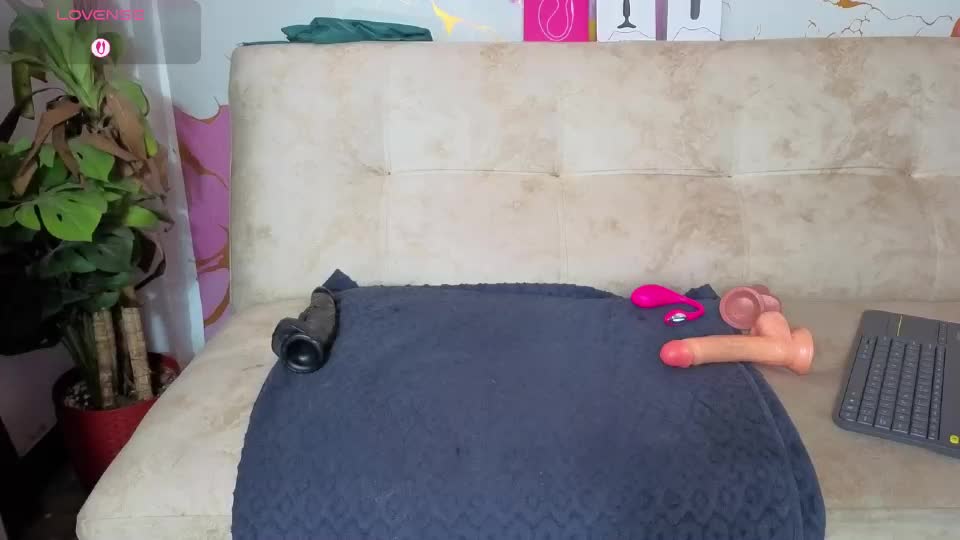 zamara_122 Webcam Chat July 18, 2026