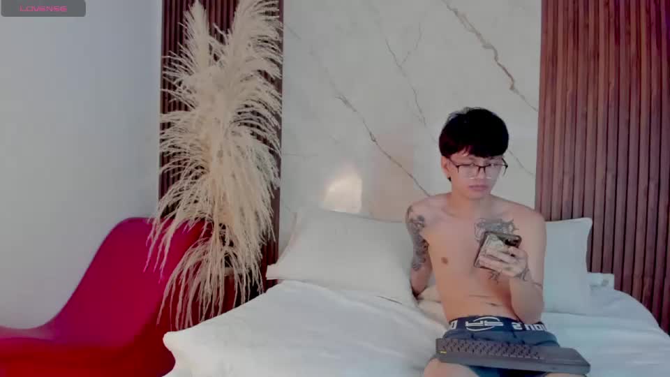 trixy_timmy Webcam Chat July 18, 2026
