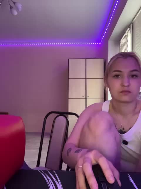 -Zoe-Love- Webcam Chat July 18, 2026