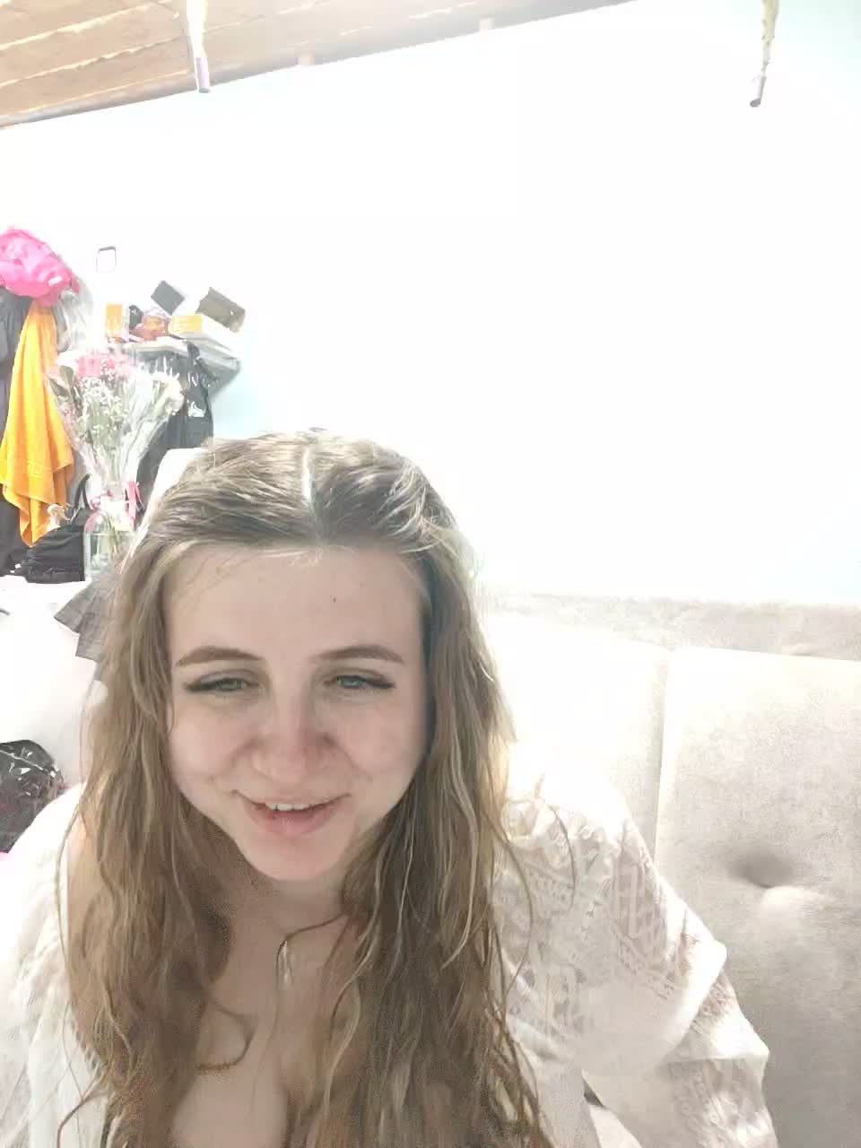 KeshVi777a Webcam Chat July 18, 2026