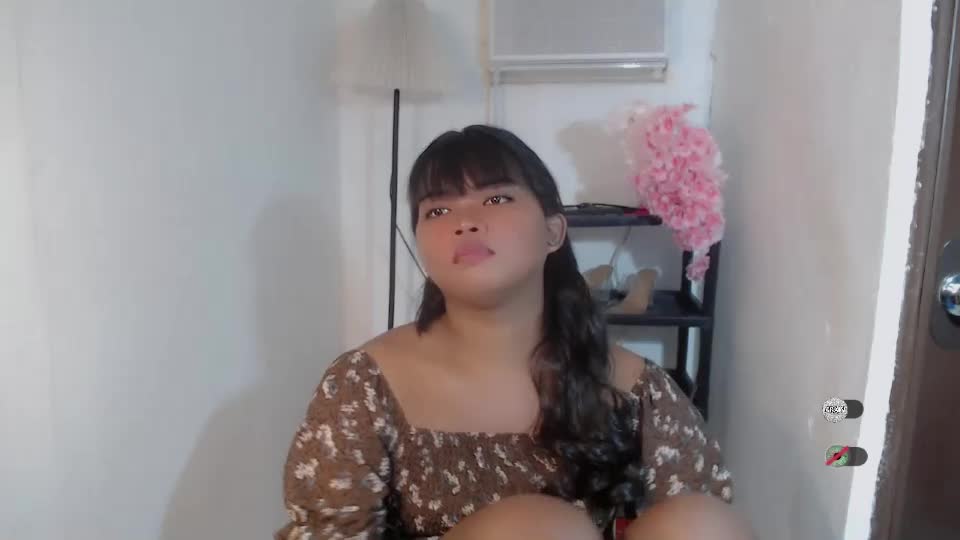 yourasian_kendal Webcam Chat July 18, 2026