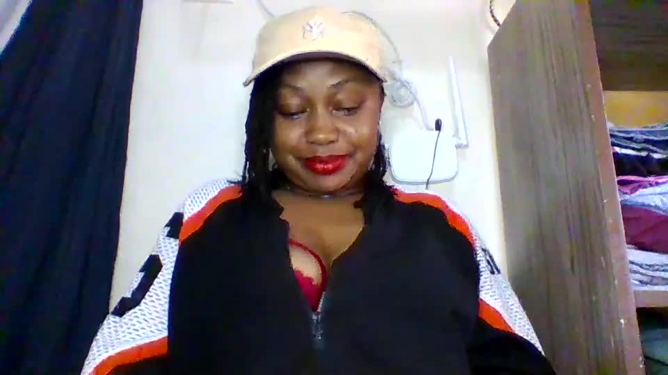 magdalinemus Webcam Chat July 18, 2026