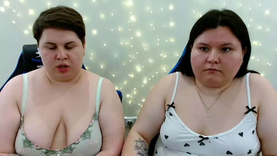 beckyandellen Webcam Chat July 18, 2026