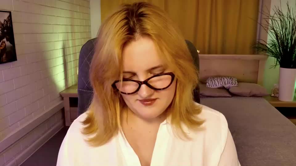 katybriggs Webcam Chat July 18, 2026