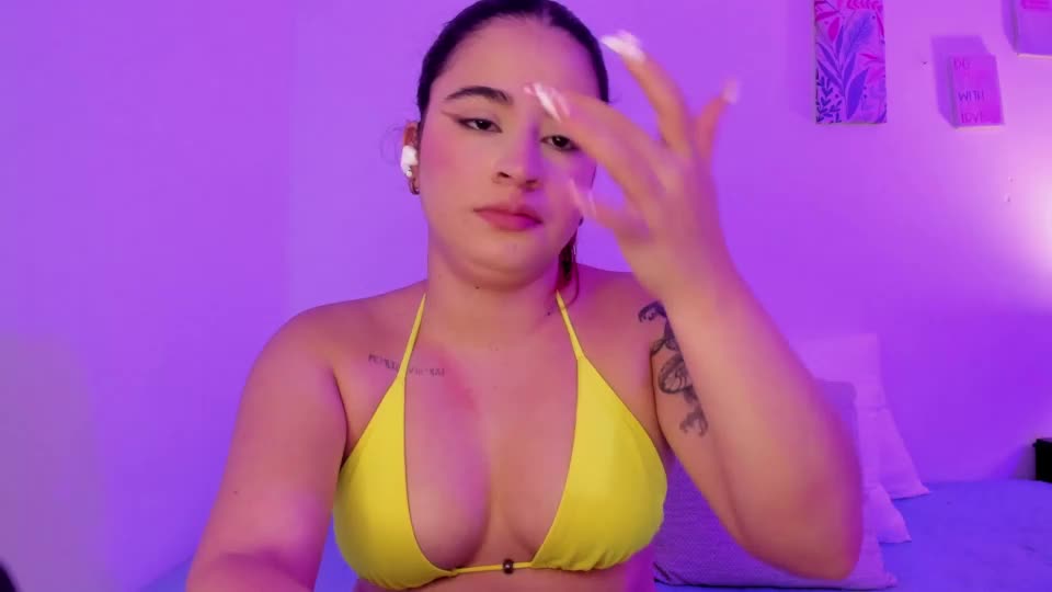 martina_connor1 Webcam Chat July 18, 2026