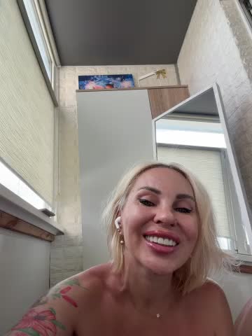Hotnessi Webcam Chat July 18, 2026