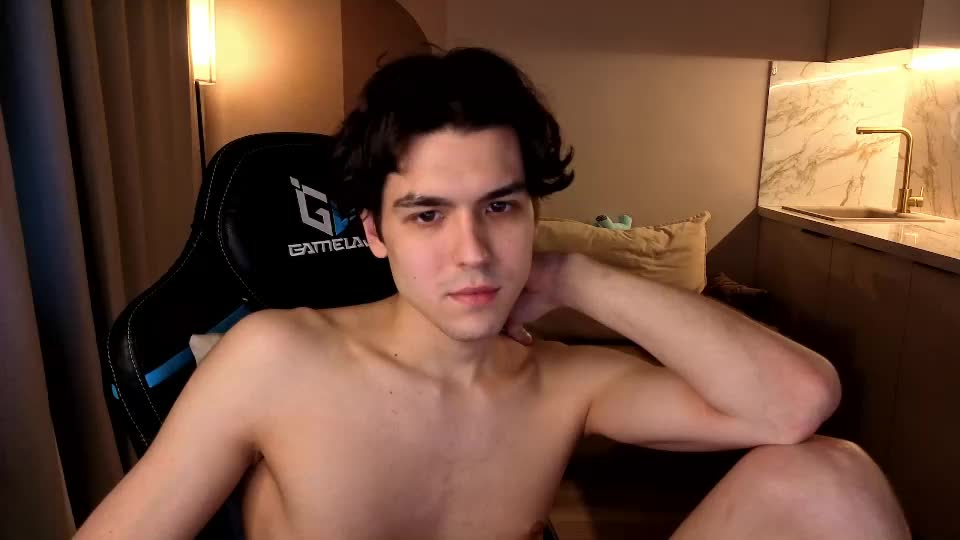 travisrivas Webcam Chat July 18, 2026