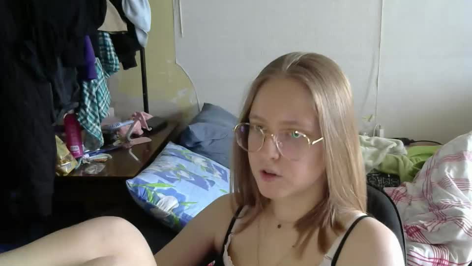 willenasow Webcam Chat July 18, 2026