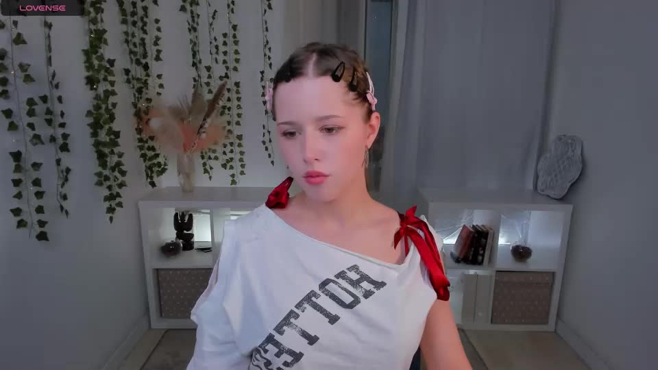 emiliahurrison Webcam Chat July 19, 2026