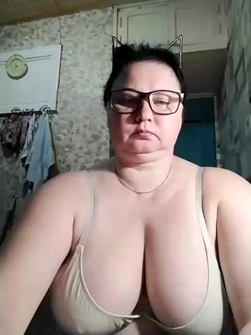 Holly-69 Webcam Chat July 19, 2026