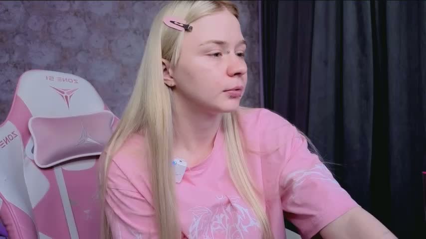 Milia_Parker Webcam Chat July 19, 2026