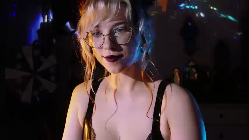 Scarlett_Wanner Webcam Chat July 19, 2026