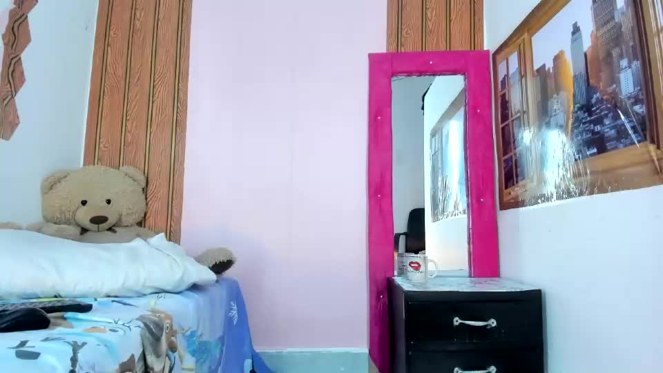 pahulamontero Webcam Chat July 19, 2026