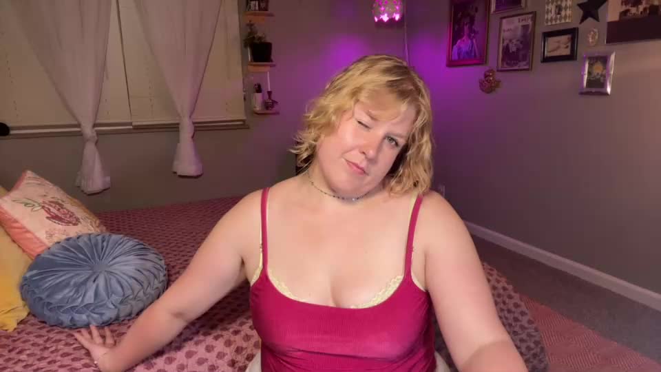 heyheyits_sage Webcam Chat July 19, 2026