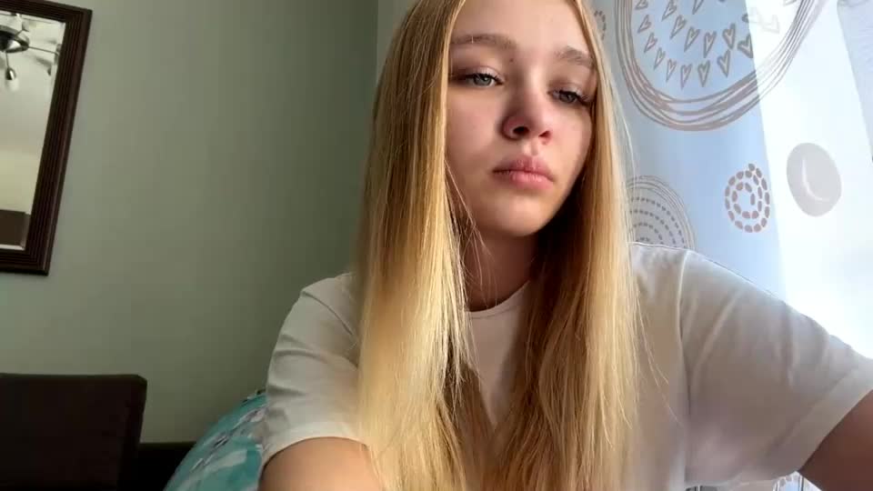 cherryleija Webcam Chat July 19, 2026