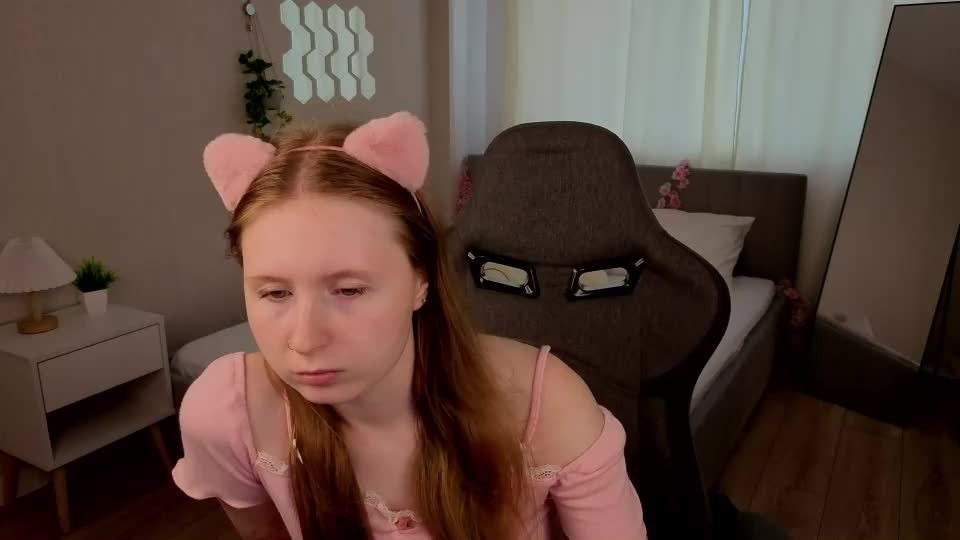 lilitiny Webcam Chat July 19, 2026