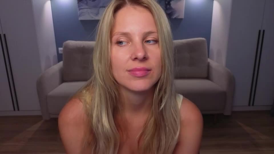 melaniebennett Webcam Chat July 19, 2026