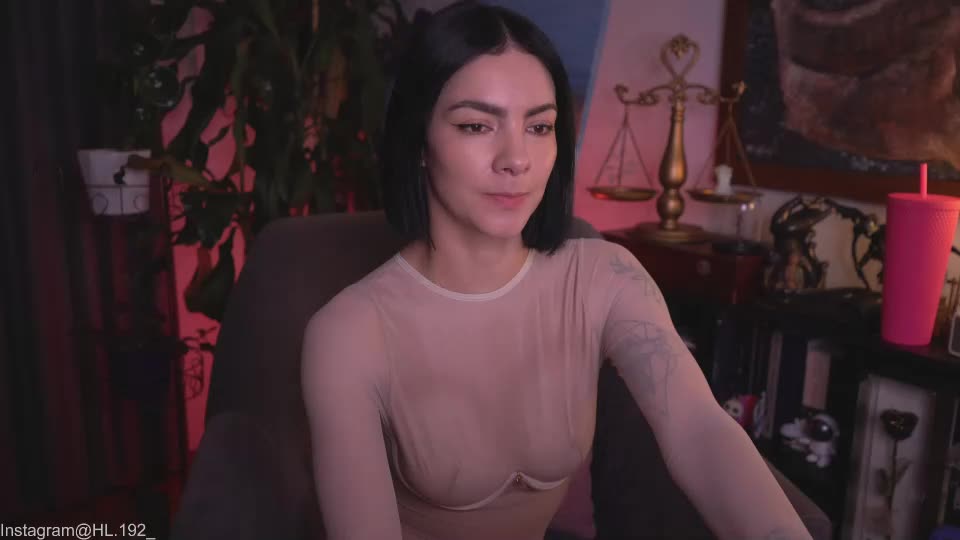hollylinder_ Webcam Chat July 19, 2026