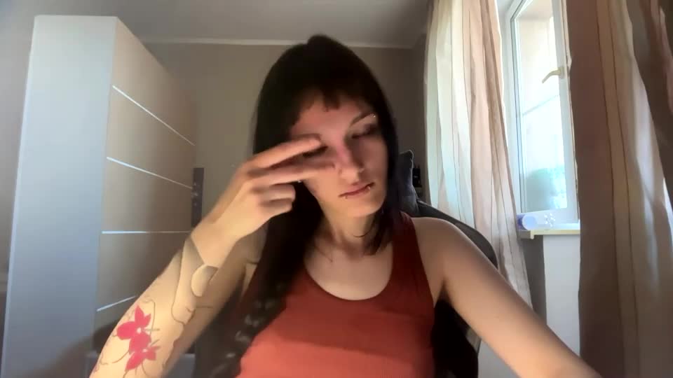 shirakranendonk Webcam Chat July 19, 2026