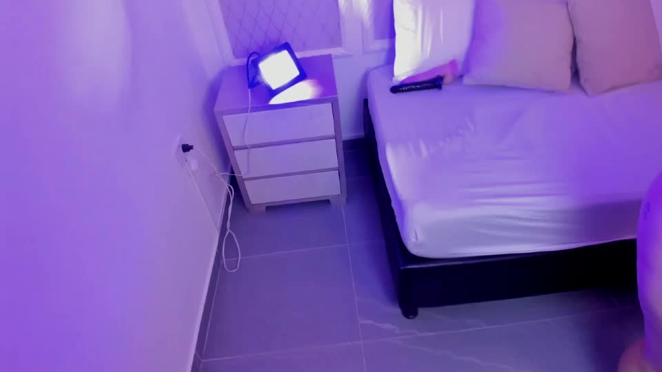 julieta_wildblood Webcam Chat July 19, 2026