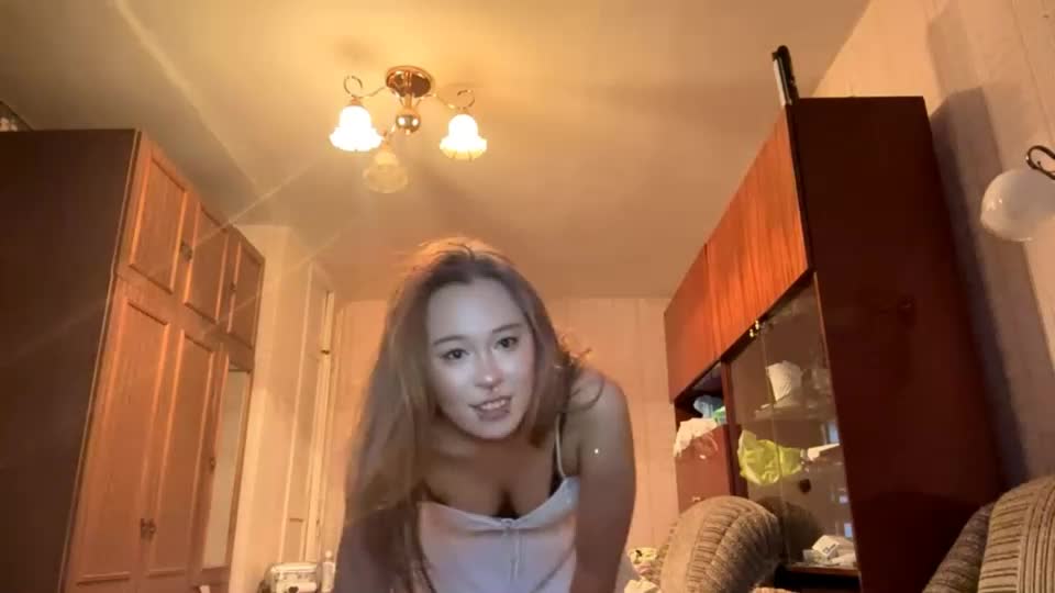 juliettegussow Webcam Chat July 19, 2026