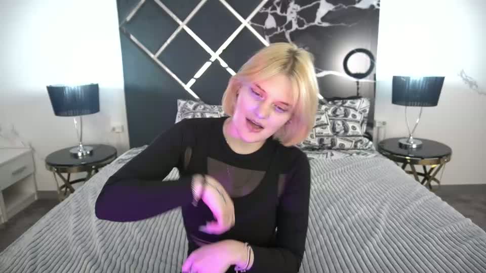 annacandie Webcam Chat July 19, 2026