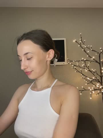 Polli_Kiss Webcam Chat July 20, 2026