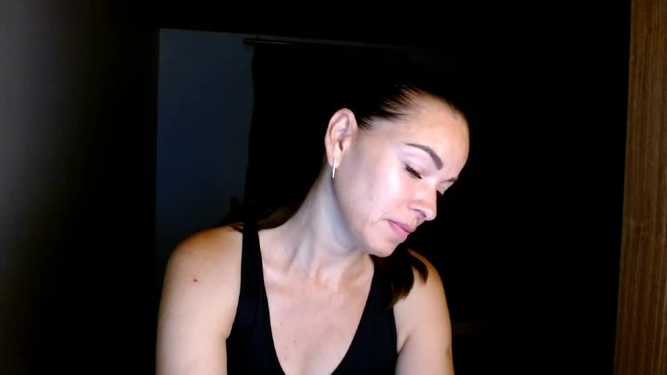 ivorymuse Webcam Chat July 20, 2026