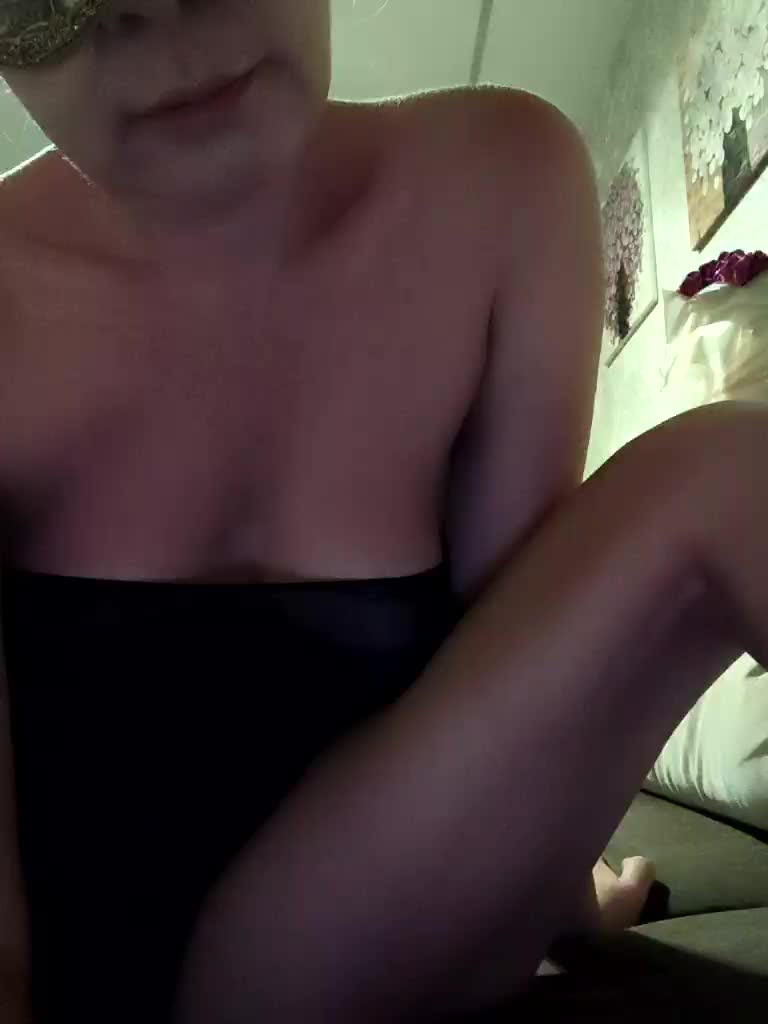 Koshkaxxx Webcam Chat July 20, 2026