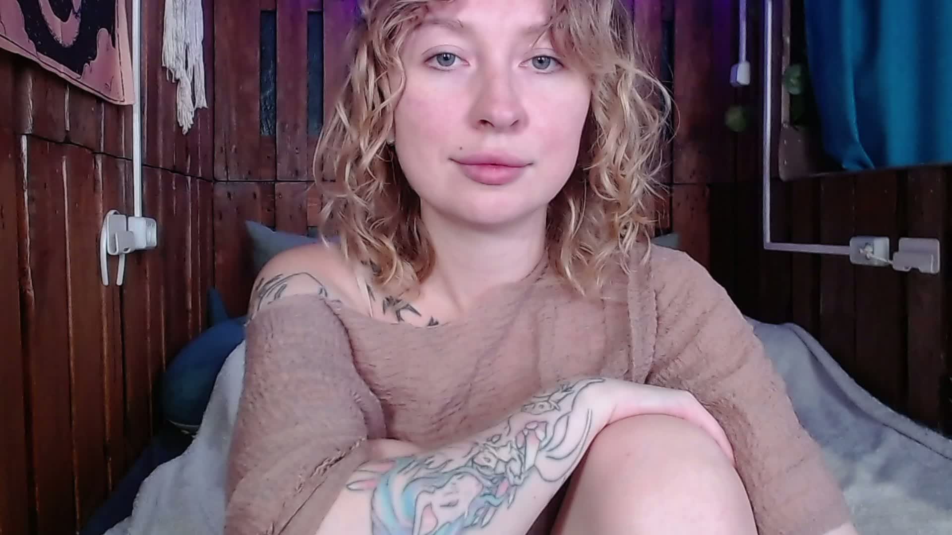 MiMi-Deep Webcam Chat July 20, 2026