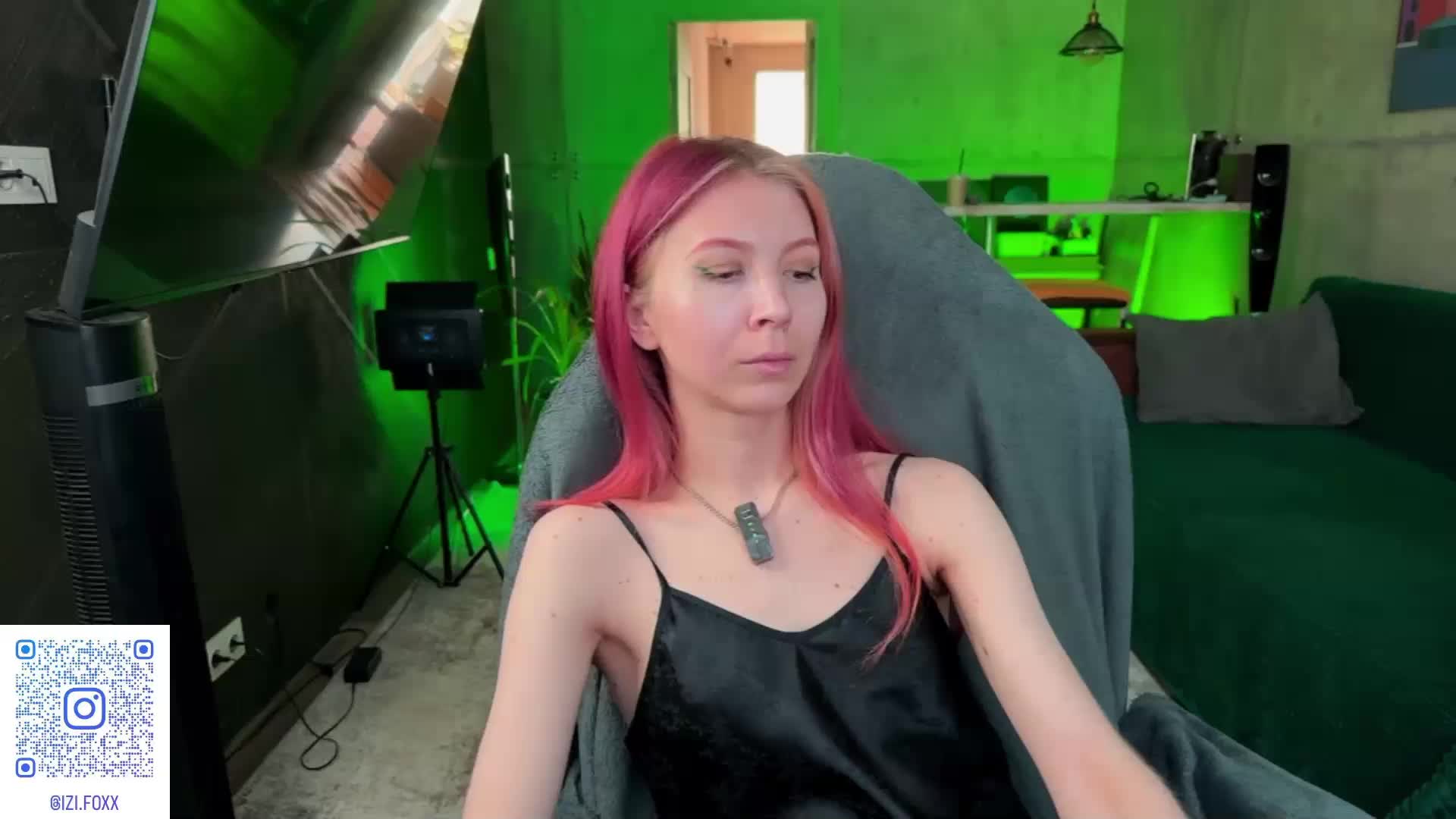 Na-izi Webcam Chat July 20, 2026