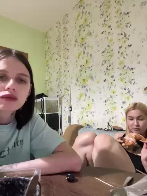 -Zoe-Love- Webcam Chat July 20, 2026