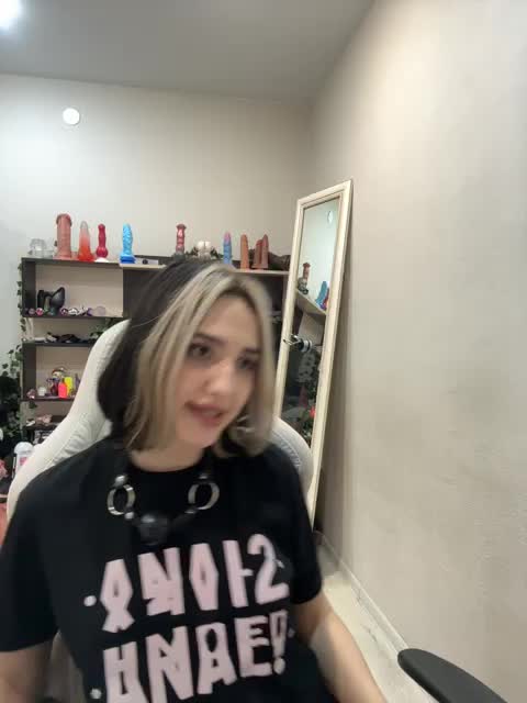 Honey_buns Webcam Chat July 20, 2026
