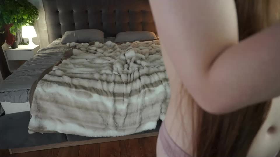 auroralowen Webcam Chat July 21, 2026