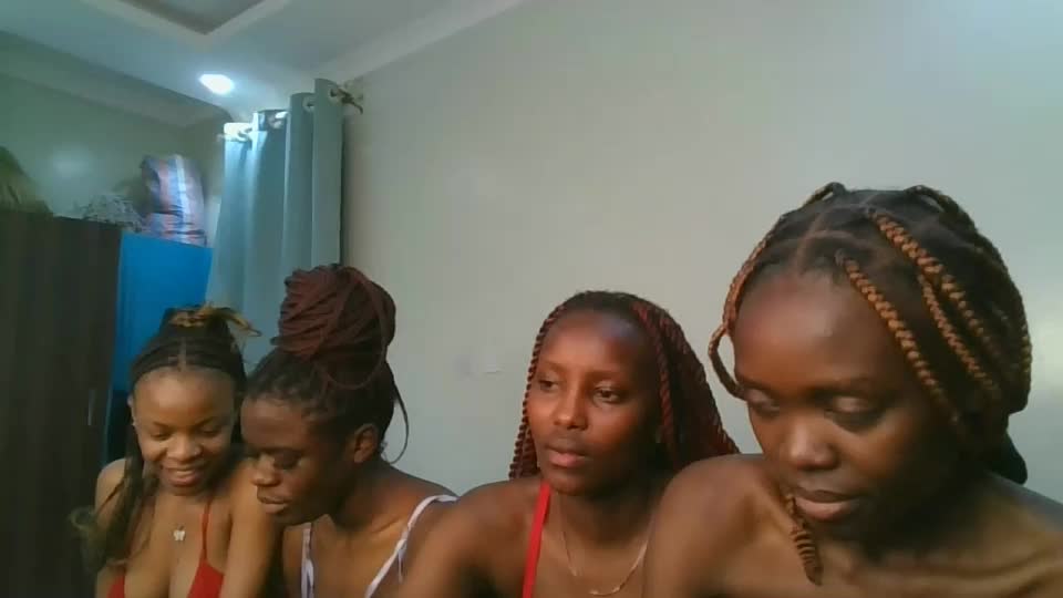 sweet_cupcake1 Webcam Chat July 21, 2026