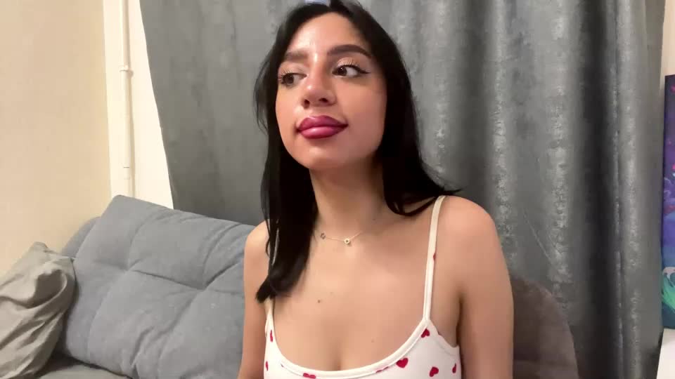 nadinevanni Webcam Chat July 21, 2026
