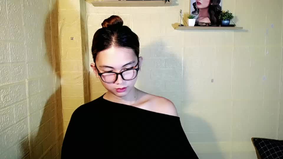 chinitaluxe Webcam Chat July 21, 2026
