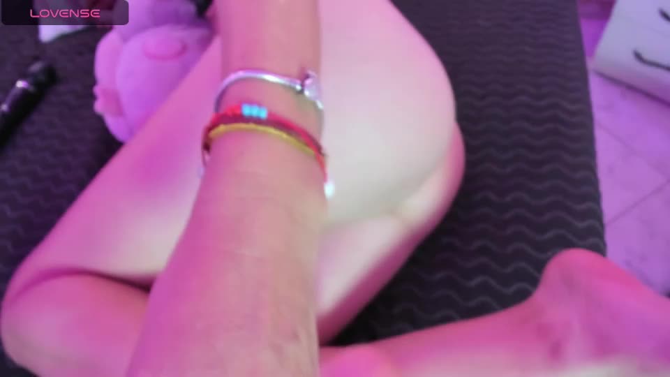karly_moonn Webcam Chat July 21, 2026