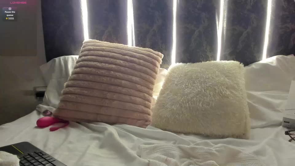 luany_moon Webcam Chat July 21, 2026