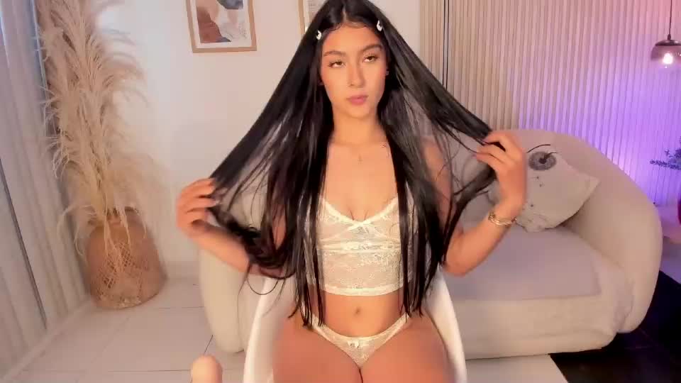 bella_rochee Webcam Chat July 21, 2026