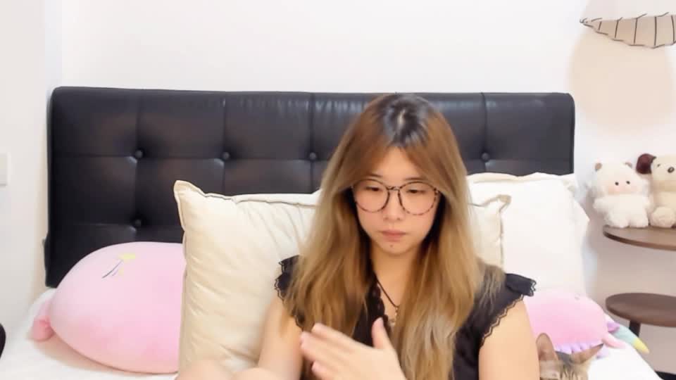 charlottelin Webcam Chat July 21, 2026