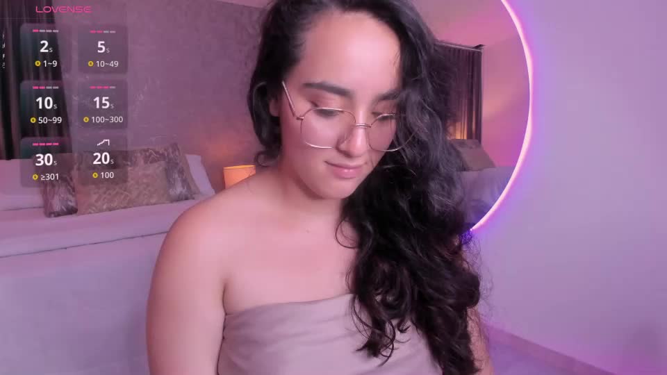 viiolet_rosee Webcam Chat July 21, 2026