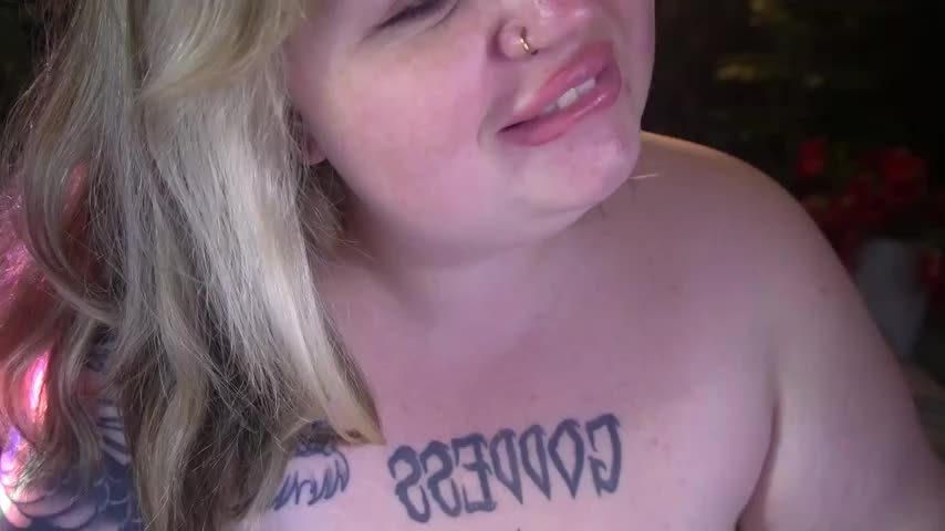 ZaraReignn Webcam Chat July 22, 2026