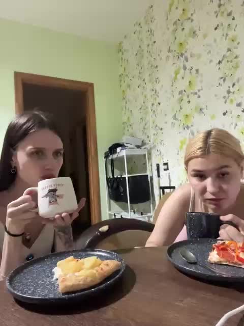 -Zoe-Love- Webcam Chat July 22, 2026