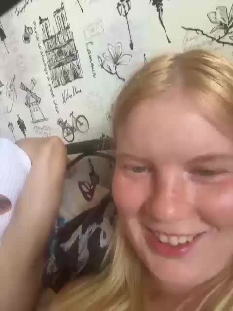 NIKADELE Webcam Chat July 22, 2026